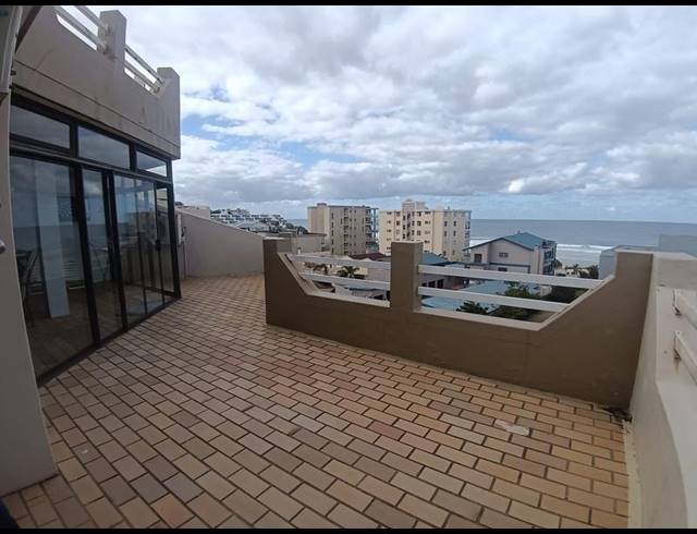 3 BEDROOM APARTMENT FOR SALE IN MANABA BEACH